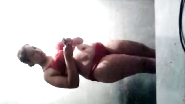 Kinky Milf Shanda Fay thủ dâm sem phin séc trong vớ!